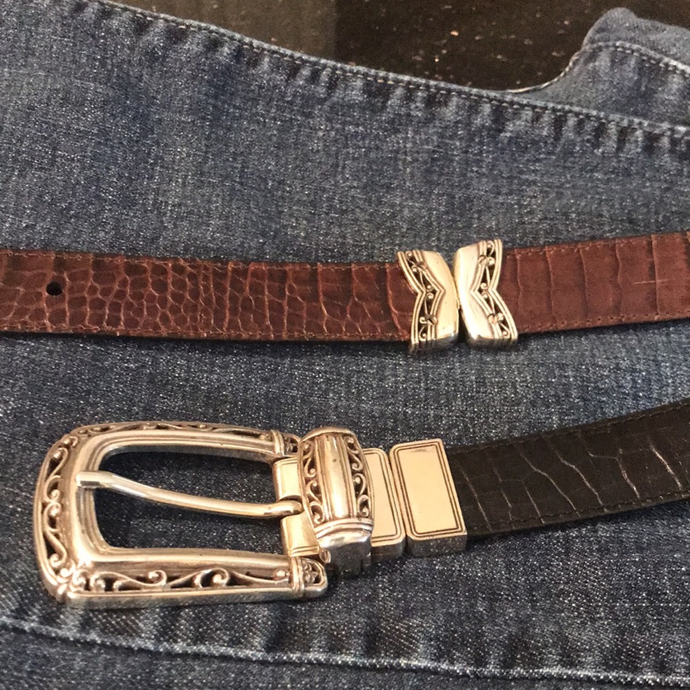 Reversible belt with silver buckle